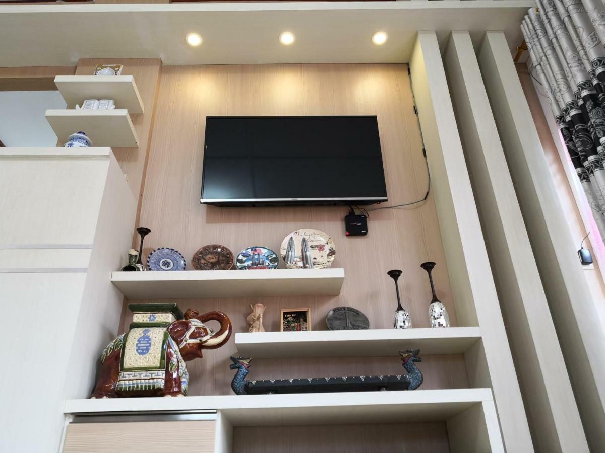 Metro Malioboro Living 2*