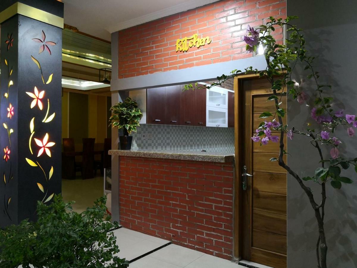 Metro Malioboro Living Hotel 2*